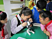 如何为自己的孩子选购到合适的学生显微镜？